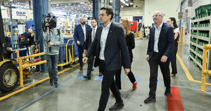 quebec-election-campaign-enters-its-27th-day-as-final-debate-nears