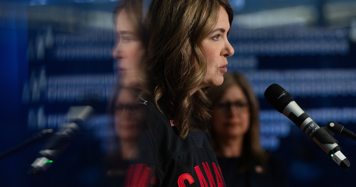 alberta’s-smith-rejects-party-accusation-she’s-muting-pro-canada-referendum-ads
