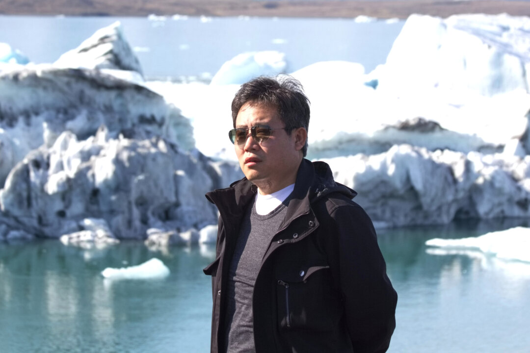 wife-of-wrongfully-detained-us-scholar-urges-trump-to-press-xi-for-his-release