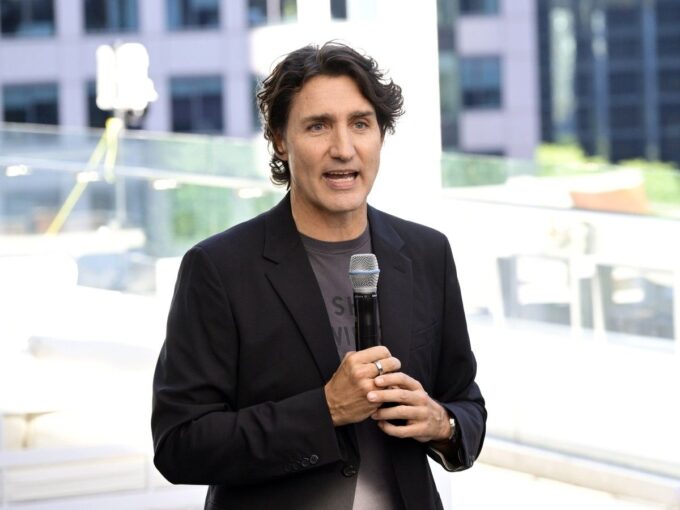 trump-‘no-longer-working’-in-best-interest-of-americans,-trudeau-says-in-us.-speech