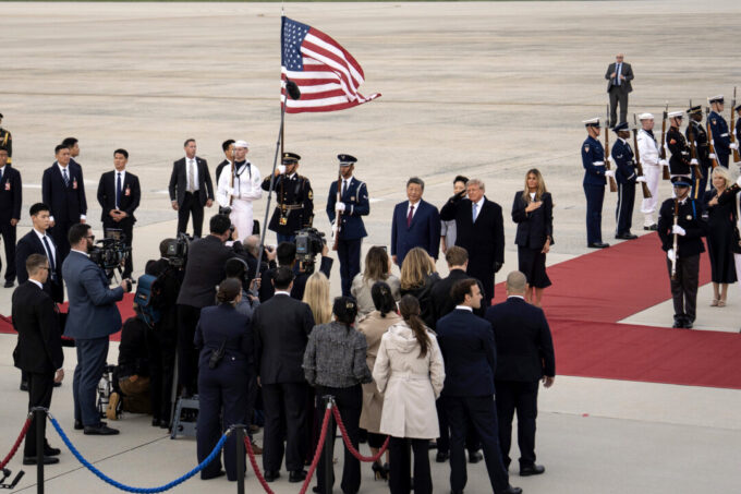 trump-hosts-xi-in-high-stakes-summit-amid-trade-tensions,-human-rights-concerns