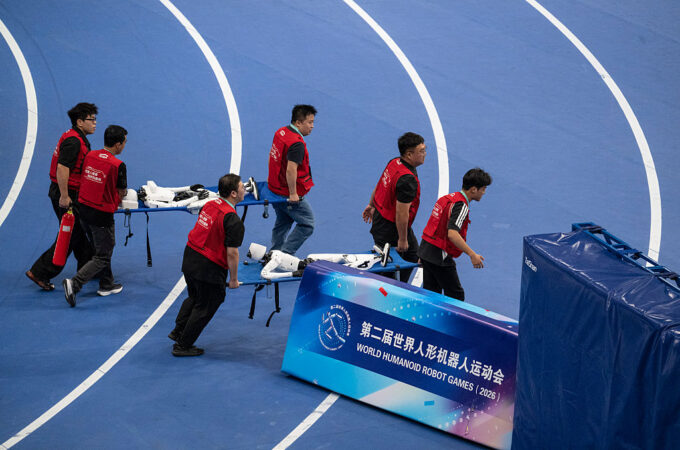chinese-humanoid-robot-industry-faces-overcapacity,-structural-problems,-analysts-say