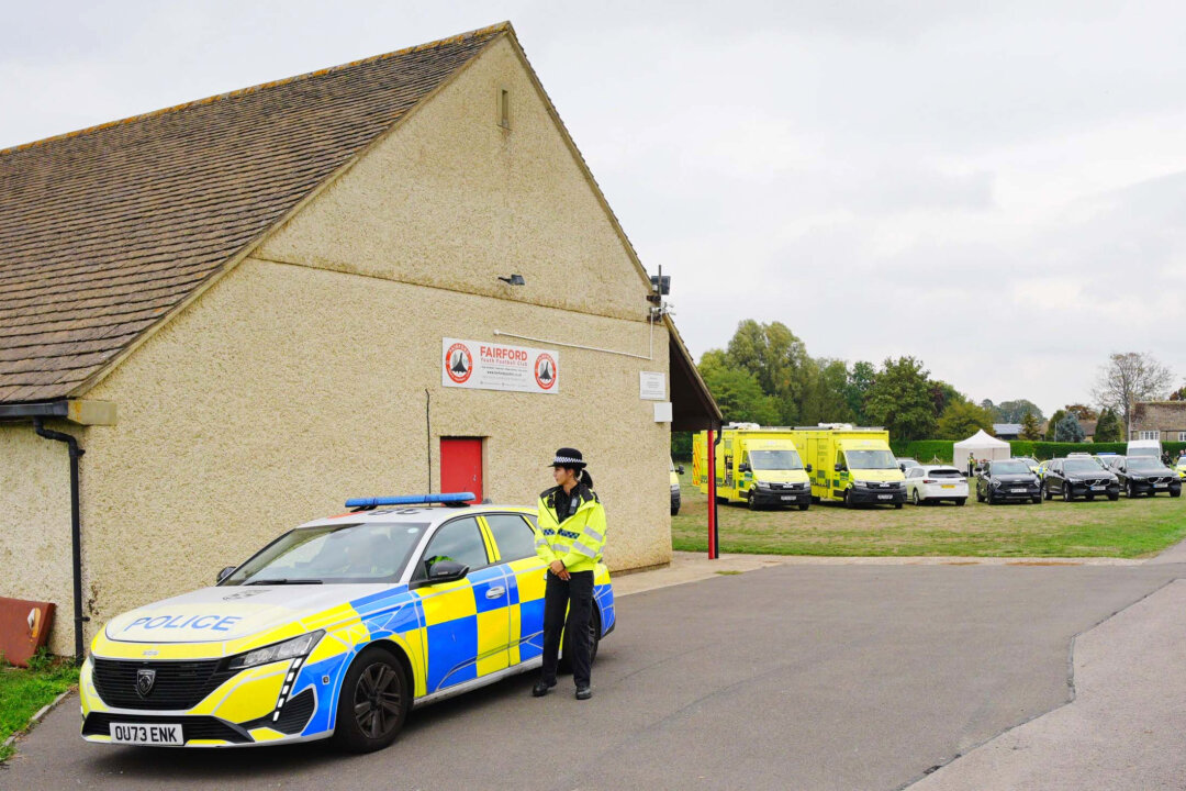 uk-police-arrest-5-near-air-base-used-by-us-on-suspicion-of-preparing-terrorist-act
