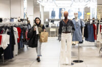 investment,-consumer-spending-lift-us-gdp-to-2.2-percent