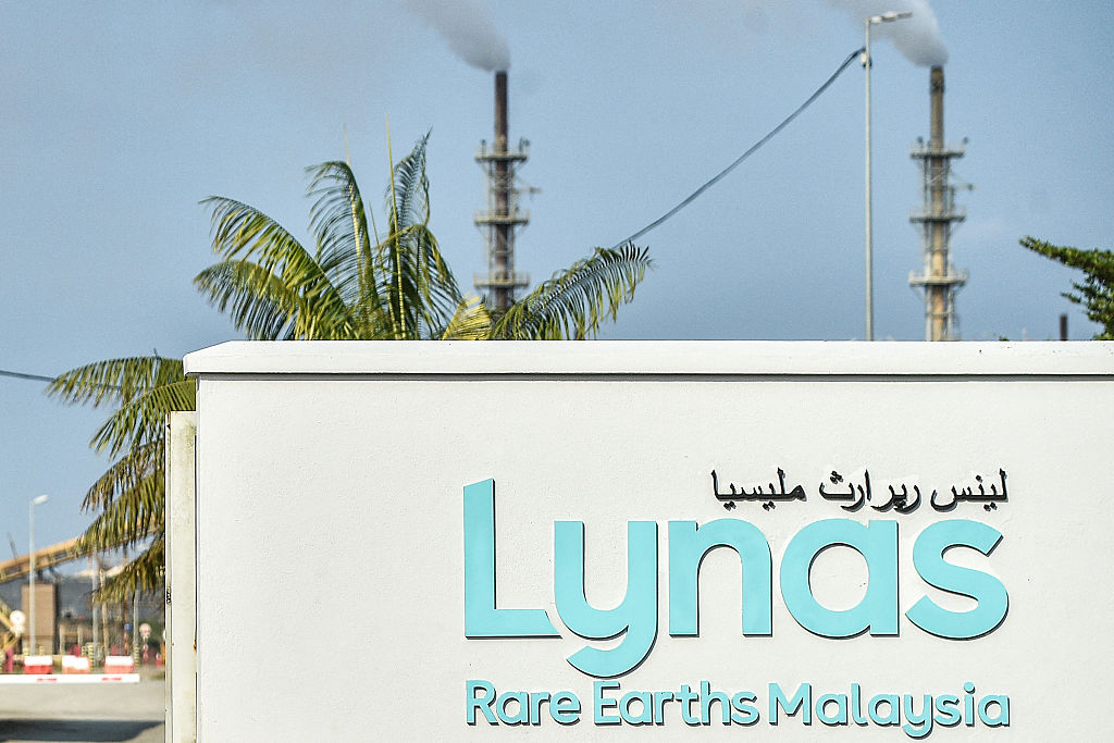australian-rare-earths-miner-makes-near-$1-billion-bet-on-brazilian-mine