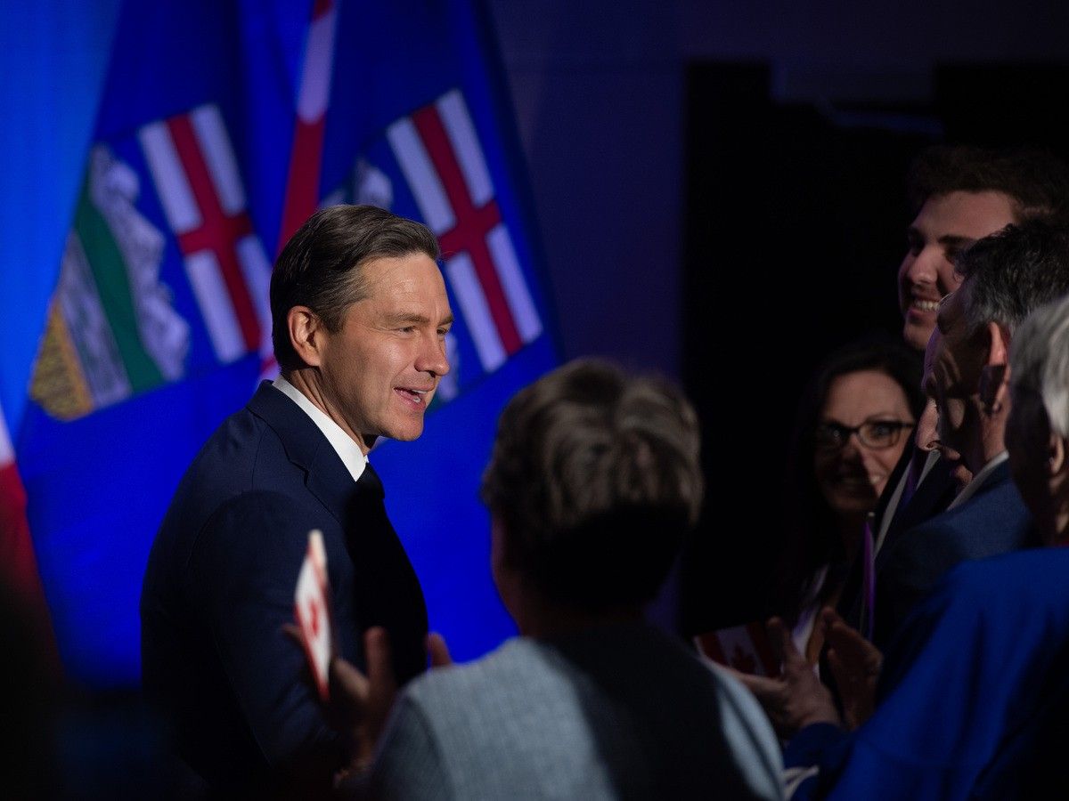 poilievre’s-popularity-lags-behind-his-party,-but-few-options-on-the-horizon,-new-poll-finds